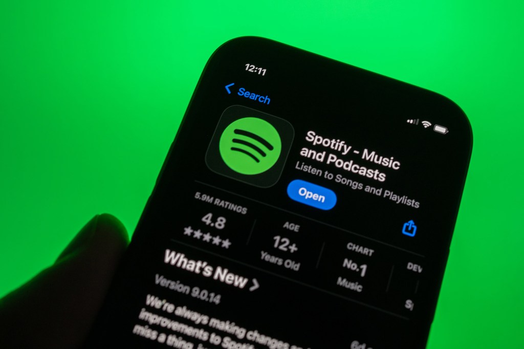 spotify-sued-over-discovery-mode:-‘a-modern-form-of-payola’-–-billboard