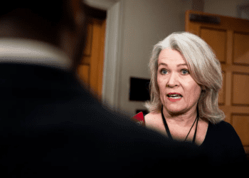 leary-says-deleted-facebook-post-over-govt-invite-was-‘silly’-–-otago-daily-times