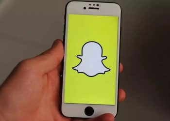 snapchat-introduces-topic-chats-feature-for-public-conversations:-here’s-how-it-works