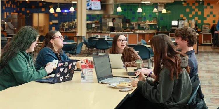 explore-dining-options-at-keene-state-college-–-vimeo