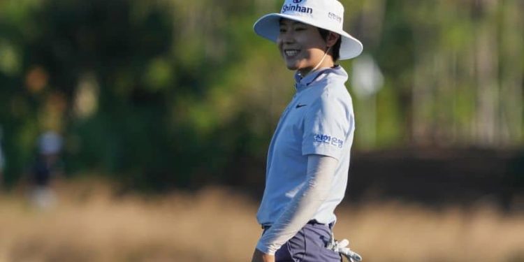somi-lee-leads-lpga-tour-finale-and-jeeno-thitikul-takes-big-step-toward-player-of-the-year