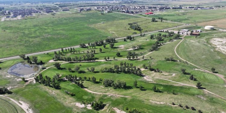 finalists-named-to-build-18-hole-expansion-for-williston-municipal-golf-course-–-kfyr-tv