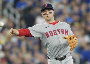 alex-bregman’s-new-instagram-photo-gives-red-sox-fans-hope-–-sports-illustrated