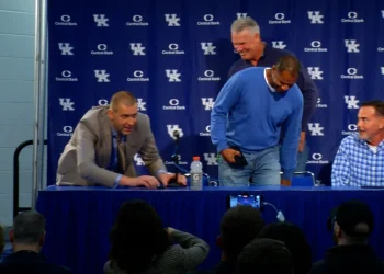 mbb:-coach-pope,-feldhaus,-woods,-and-farmer-–-tennessee-tech-postgame-on-vimeo