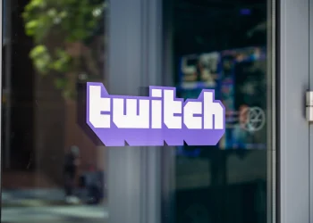 how-did-cuffem-get-injured-at-playboy-carti’s-concert?-streamer-returns-to-twitch-and-…