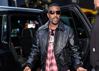 ray-j-says-he’s-permabanned-from-twitch-after-livestream-arrest-–-showbiz-cheat-sheet
