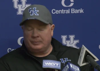 fb:-coach-stoops-post-louisville-presser-–-vimeo
