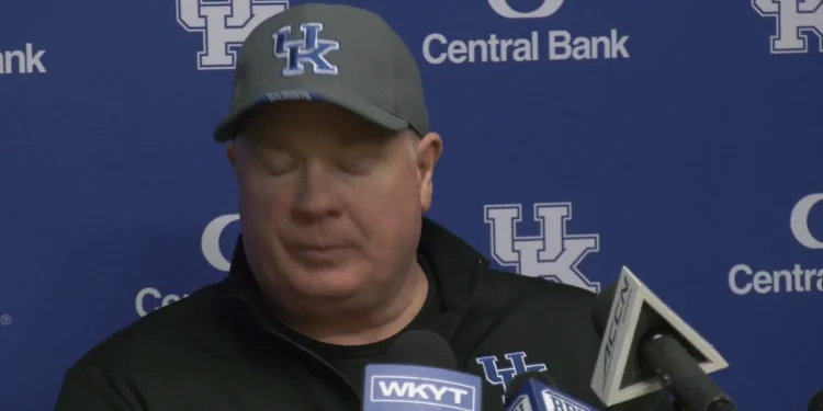 fb:-coach-stoops-post-louisville-presser-–-vimeo
