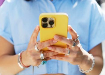 dot-orders-sim-linking-for-ott-apps-like-whatsapp,-telegram:-what-it-means-for-users