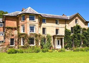 mystery-over-dale-owned-eyton-hall-manor-house,-leominster-–-the-hereford-times