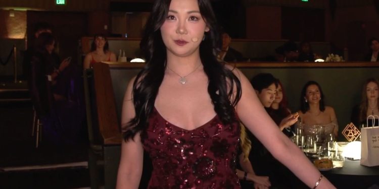what-did-fanfan-say-about-kai-cenat-at-the-streamer-awards-2025?-controversy-explored