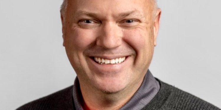 tech-moves:-t-mobile-names-coo;-microsoft-and-amazon-execs-depart;-redfin-vet-joins-rentspree