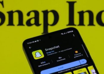 snapchat-to-start-charging-for-‘memories-storage-plan’-–-currently,-from-at&t-–-yahoo