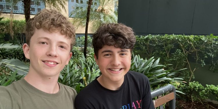 aussie-teens-say-snapchat-and-tiktok-under-16-ban-not-effective-–-nz-herald