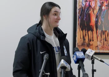 vb-–-eva-hudson-and-coach-skinner-pre-flight-presser-on-vimeo