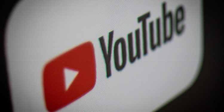 youtube-will-no-longer-provide-data-for-billboard’s-“outdated”-chart-formula