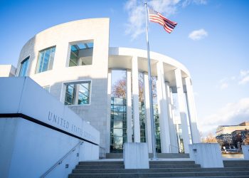 lawsuit-alleges-conspiracy-to-obtain-intimate-photos-of-student-–-masslive.com