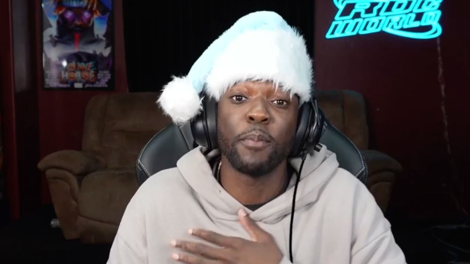 twitch-streamer-rdcgaming-urges-viewer-to-refund-$5,000-donation-–-dexerto