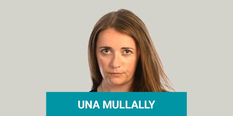 oversharing-on-instagram-is-narcissistic.-doing-it-on-facebook-is-having-a-meltdown