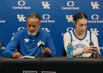 wbb-–-hofstra-post-game-presser-w-coach-brooks-&-asia-boone-on-vimeo