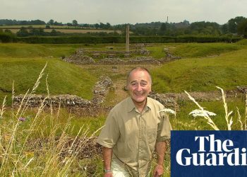 from-iron-age-tunnels-to-youtube:-time-team’s-‘extraordinary’-digital-renaissance