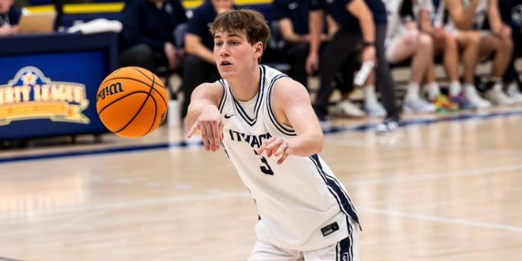 kean-tops-men’s-basketball-to-open-2026-in-74-69-outcome-–-ithaca-college-athletics