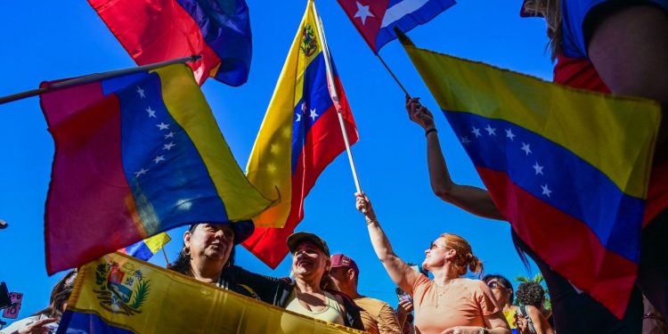 disinformation-floods-social-media-after-nicolas-maduro’s-capture-|-wired