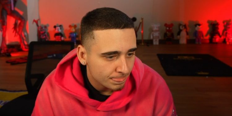 twitch-streamer-complains-because-he-suddenly-has-to-pay-rent-after-two-years-of-living-for-free