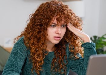 woman-changed-her-gender-on-linkedin-as-an-experiment.-it-confirmed-something-she-…