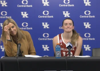 wbb-–-oklahoma-post-game-presser-w/-coach-baranczyk-&-payton-verhulst-–-vimeo
