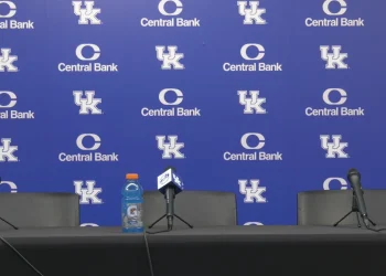 wbb-–-florida-post-game-w/-coach-finley-&-me’arah-o’neal-–-vimeo