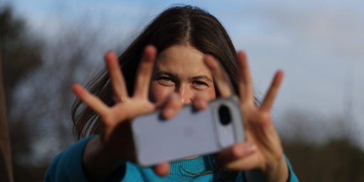 no-instagram,-netflix-or-youtube:-can-i-survive-a-four-week-digital-detox?-–-the-irish-times