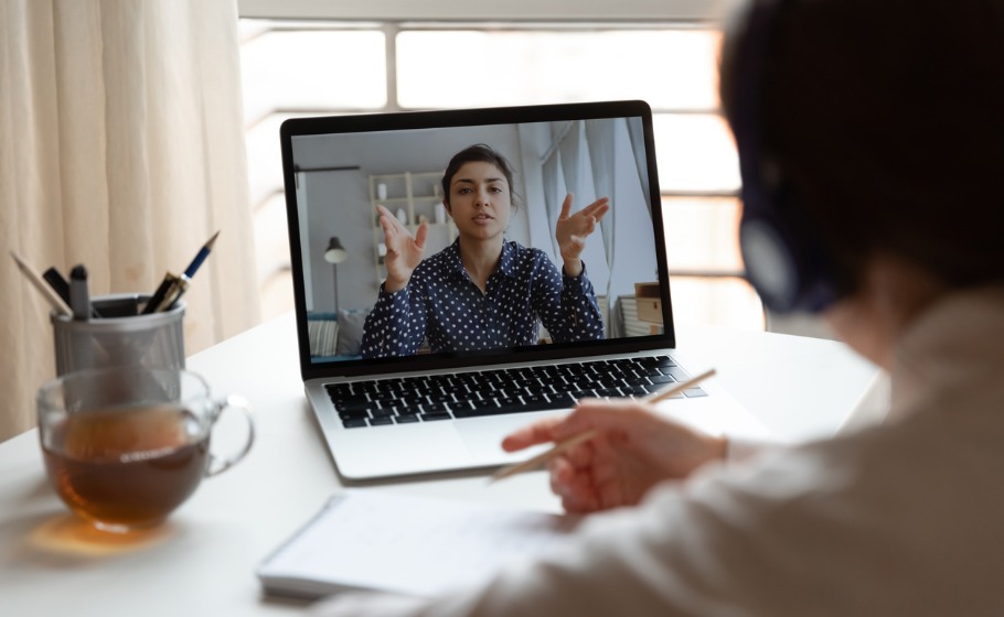 professionals-prefer-network,-peers-over-ai-for-guidance:-linkedin-research-–-the-federal