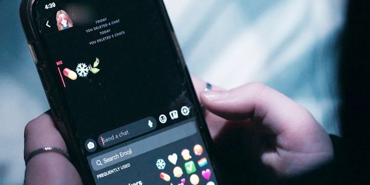 experts-issue-warning-after-7-year-old-sexually-exploited-on-snapchat