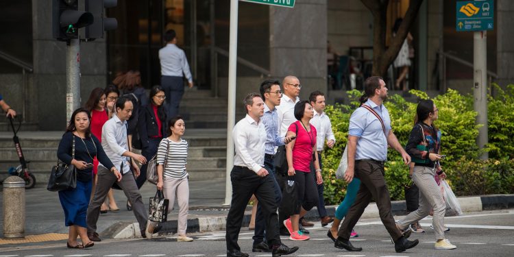 stuck-in-your-career?-singapore-mom-&-linkedin-list-most-in-demand-jobs-heading-into-2026