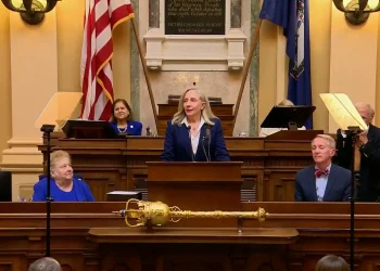 gov.-abigail-spanberger-tells-joint-assembly-she-wants-virginia-to-“dominate”-–-vimeo