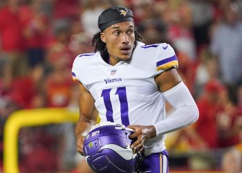ex-vikings-qb-kellen-mond-bashes-mike-zimmer-in-linkedin-post-–-sports-illustrated