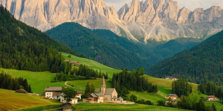 italian-village-restricts-access-to-its-instagram-famous-church-–-cnn