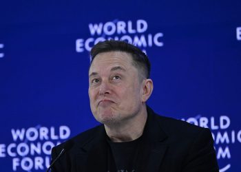 elon-musk-asked-jeffrey-epstein-to-invite-him-to-the-‘wildest-party’-on-his-island-–-zeteo