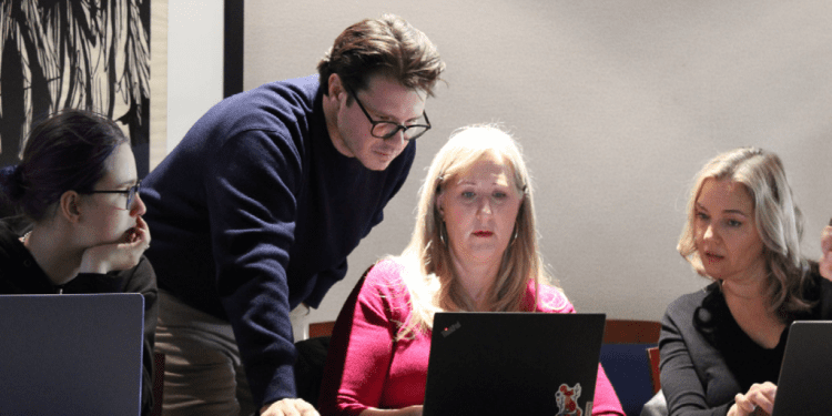 how-to-become-a-linkedin-influencer-–-doaneline