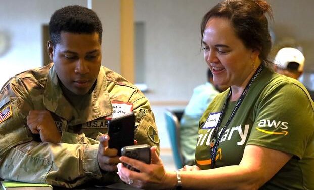 should-you-place-the-‘open-to-work’-banner-on-your-linkedin-profile-photo?-–-military.com