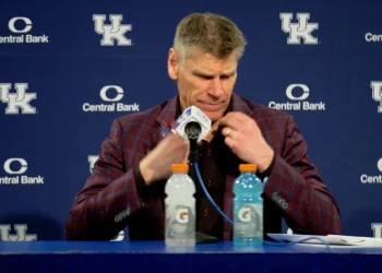 mbb:-coach-moser-–-oklahoma-postgame-on-vimeo