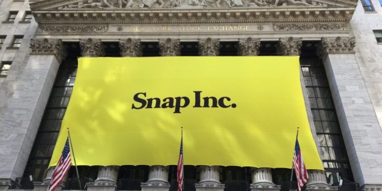 snapchat-parent-stock-slides-after-soft-outlook,-tech-selloff-–-benzinga