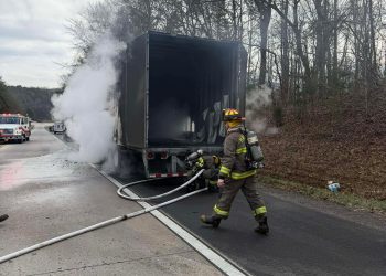 semi-truck-fire-tuesday-on-i-24-–-svalleynow.com-|-local-news-for-the-sequatchie-valley