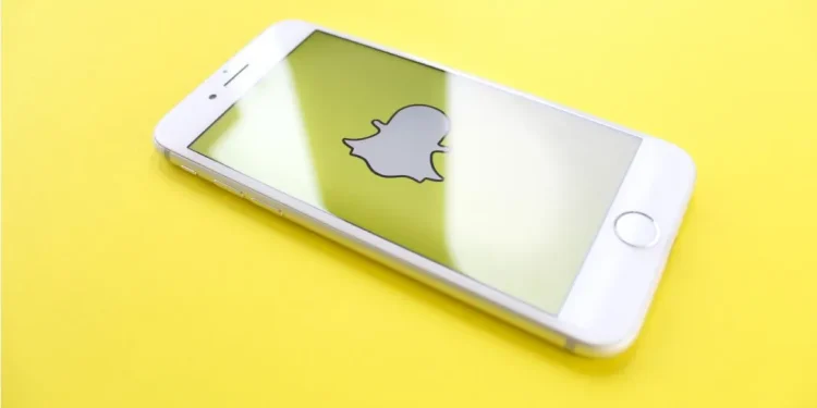 illinois-man-pleads-guilty-to-hacking-hundreds-of-snapchat-accounts-to-steal-nude-photos