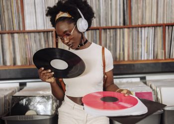 a-‘quiet-revolution’:-why-young-people-are-ditching-social-media-–-cnbc