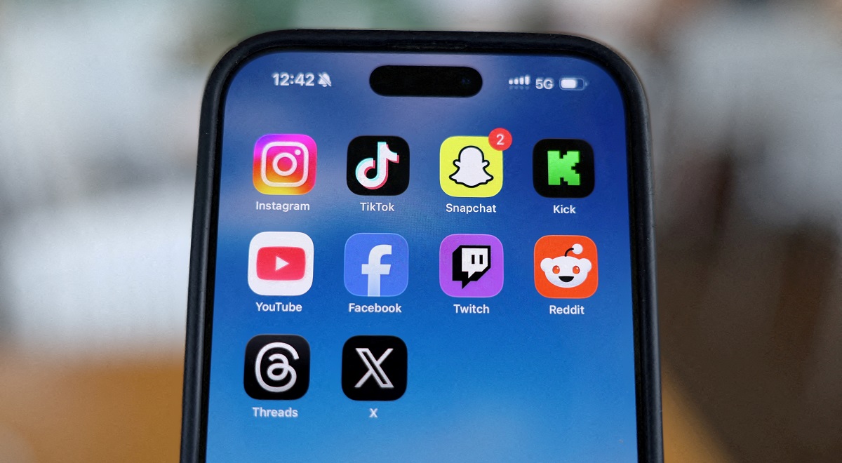 more-countries-consider-social-media-bans-for-minors-–-polskie-radio