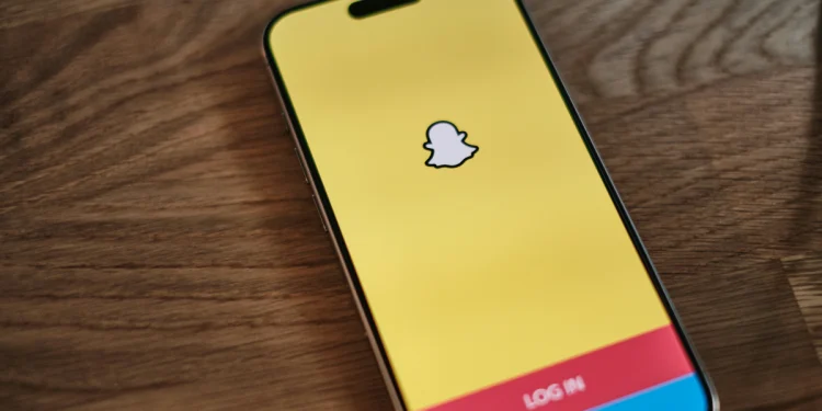 snapchat’s-‘arrival-notifications’-let-you-inform-your-friends-that-you’ve-reached-home-safely