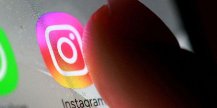 instagram-use-can-be-‘problematic’-but-not-addictive,-says-app’s-chief-–-sky-news