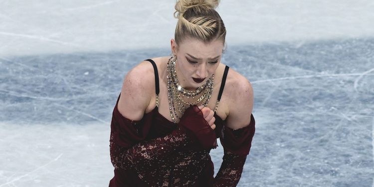 amber-glenn-posts-uplifting-instagram-story-after-upsetting-skating-performance